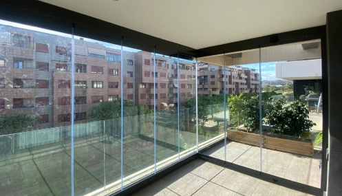 Cortina de cristal abatible- Miralux